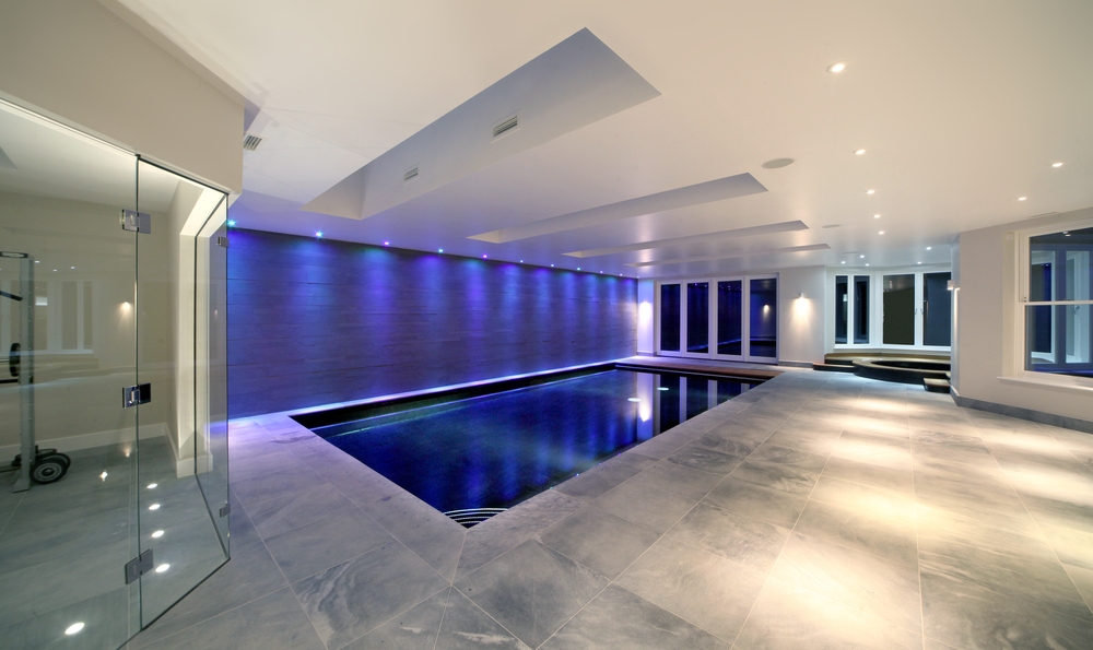 Swimming pool lighting